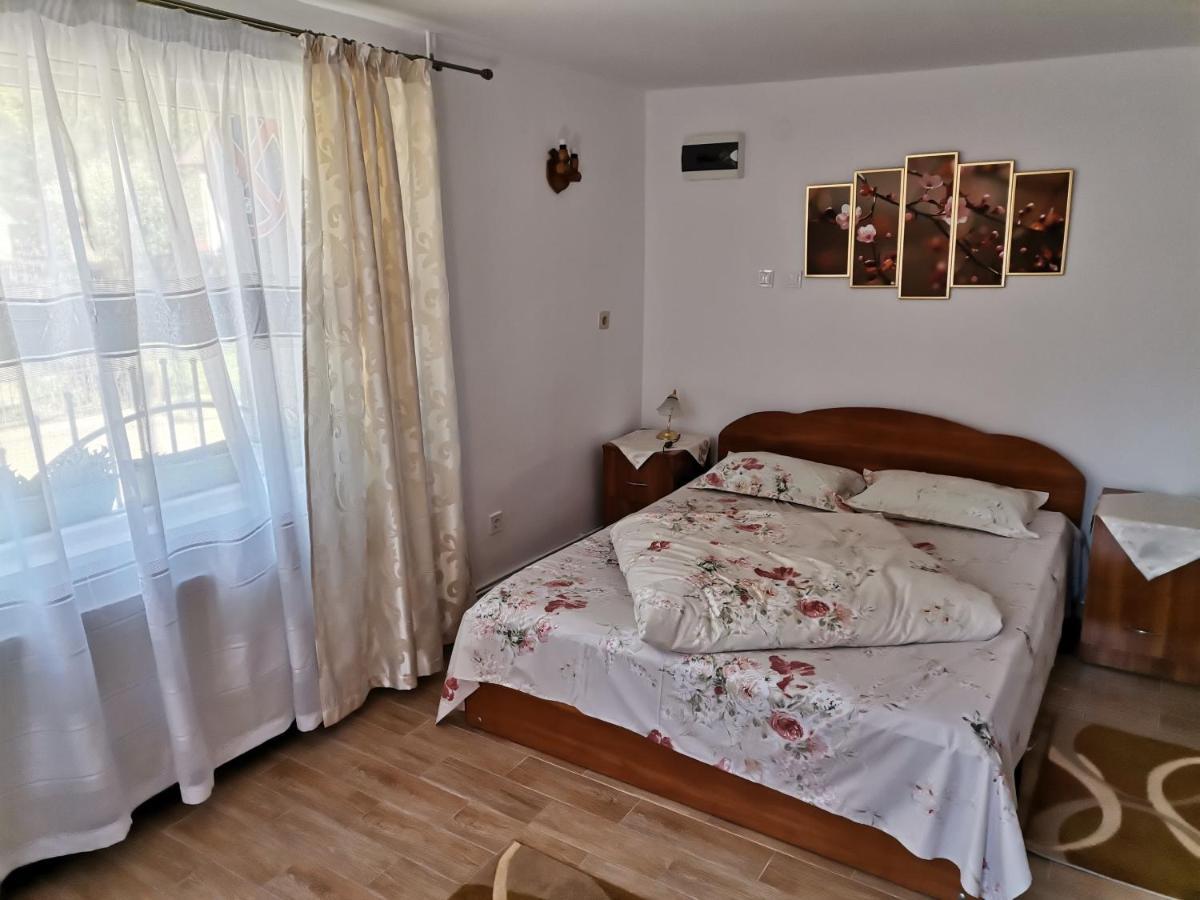 브란 Casa Georgeta 게스트하우스 외부 사진