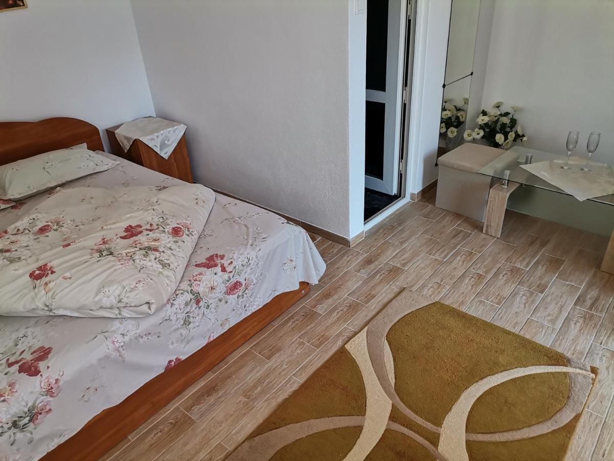 브란 Casa Georgeta 게스트하우스 외부 사진
