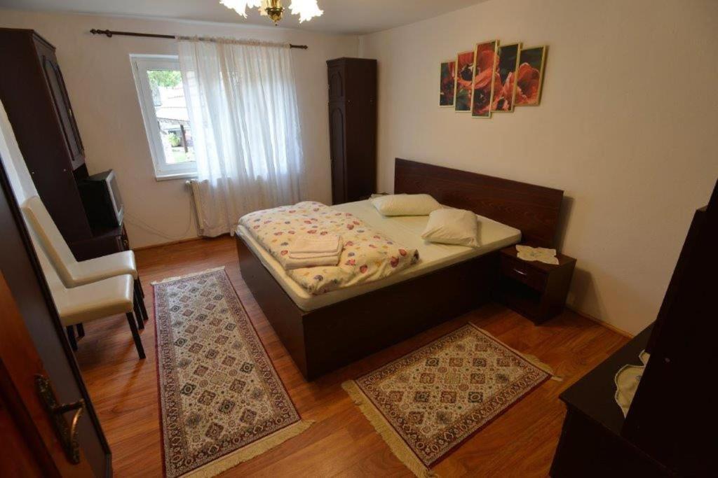 브란 Casa Georgeta 게스트하우스 외부 사진