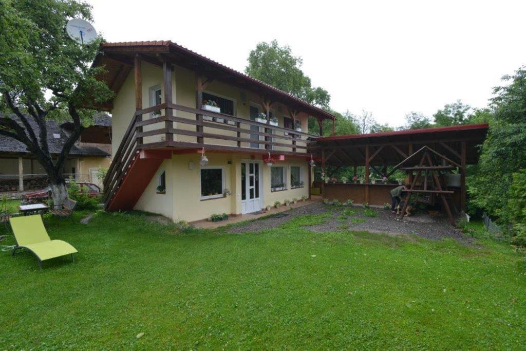 브란 Casa Georgeta 게스트하우스 외부 사진